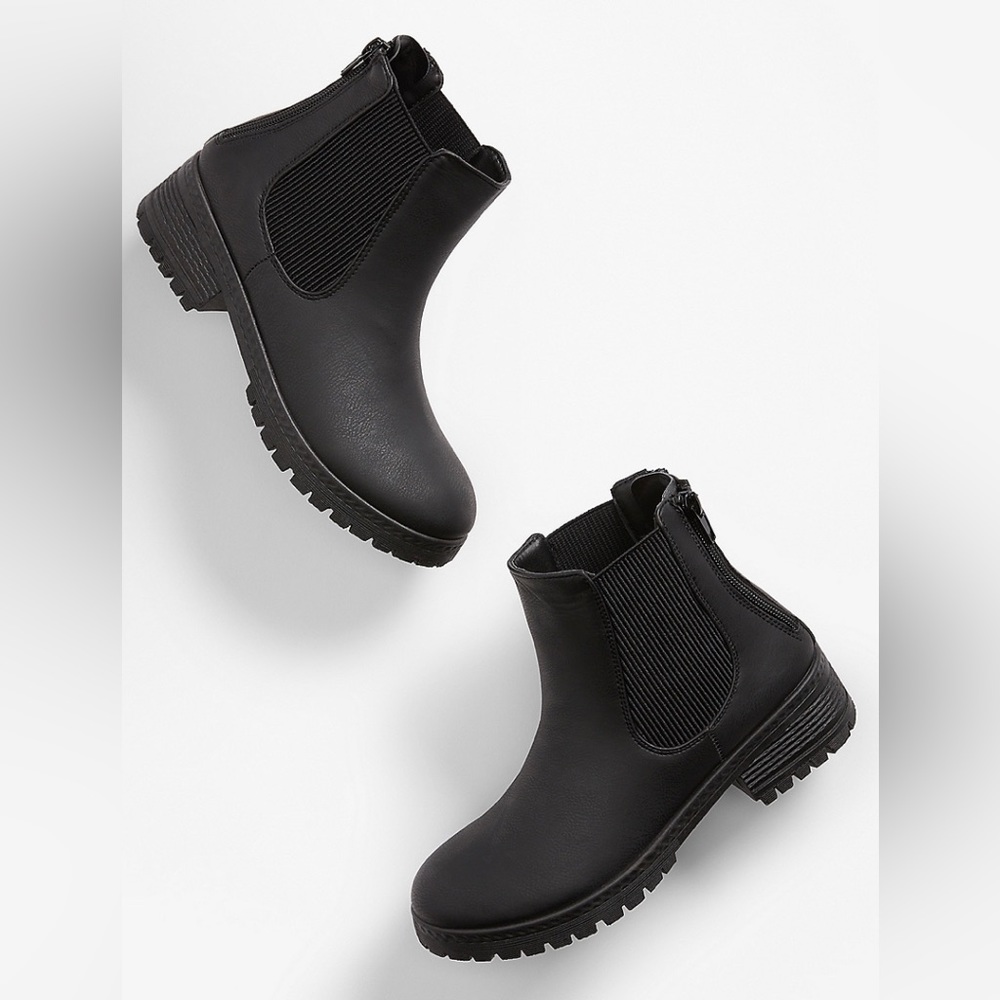 Maurices Anna Black Double Zipper Boot Size 7 NWT - Picture 1 of 3